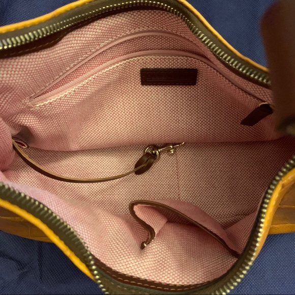 Dooney & Bourke Shoulder Bag - Picture 7 of 8